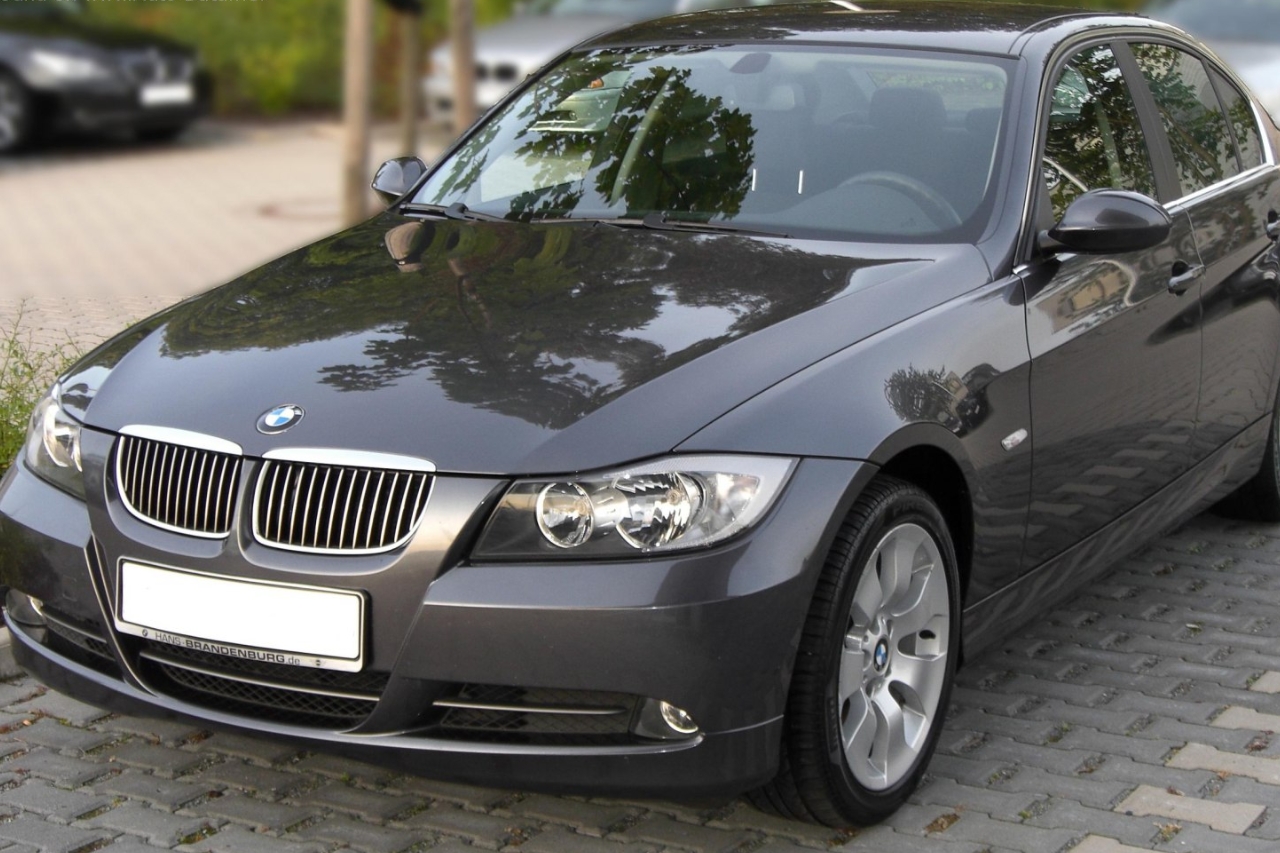 Inside the BMW 320i E90 Engine: What Makes It Unique